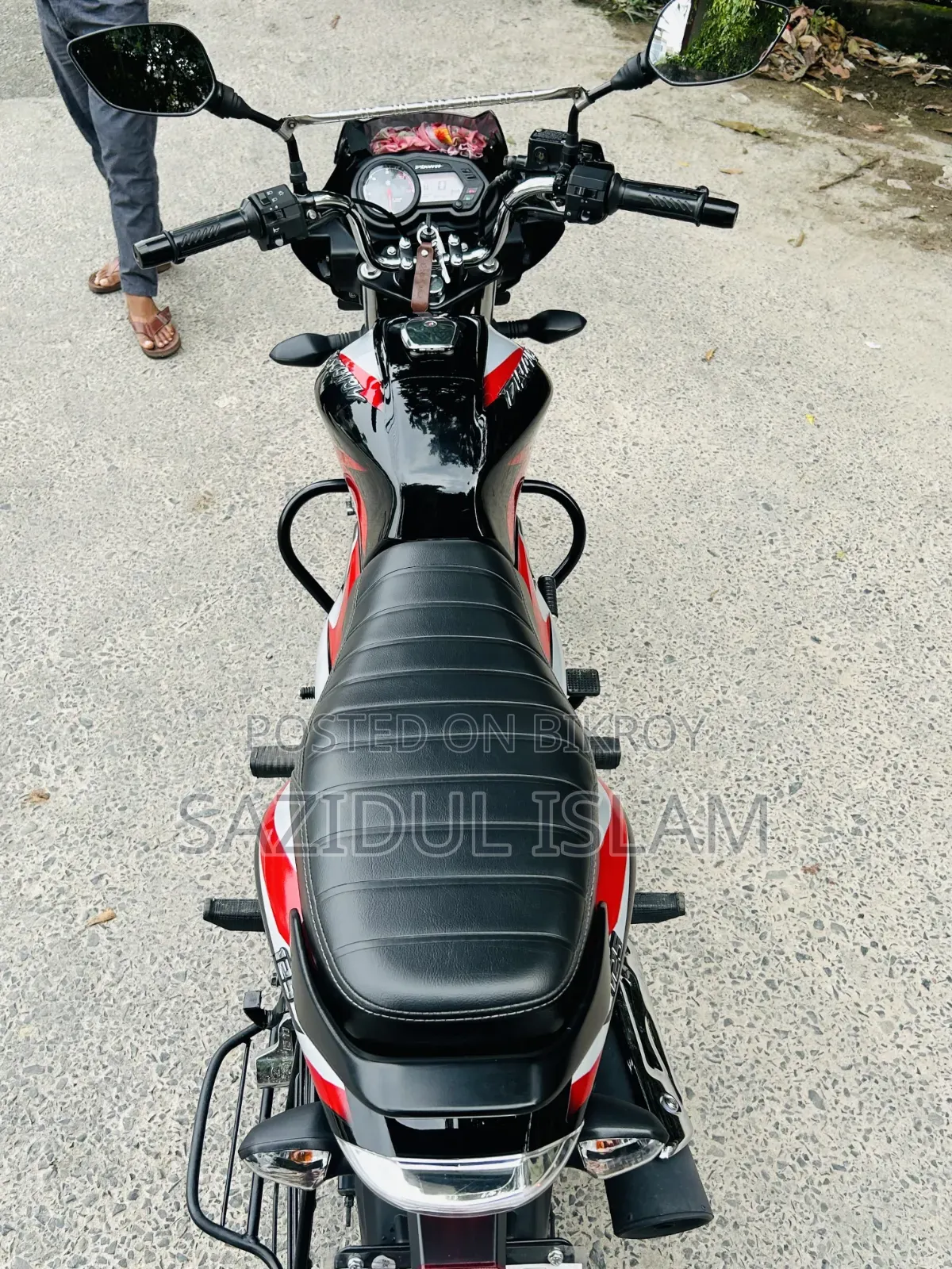 New Bajaj Discover 125 2026 Black