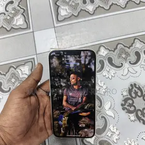 নতুন অ্যাপল আইফোন ১৩ ১২৮ জিবি সাদা