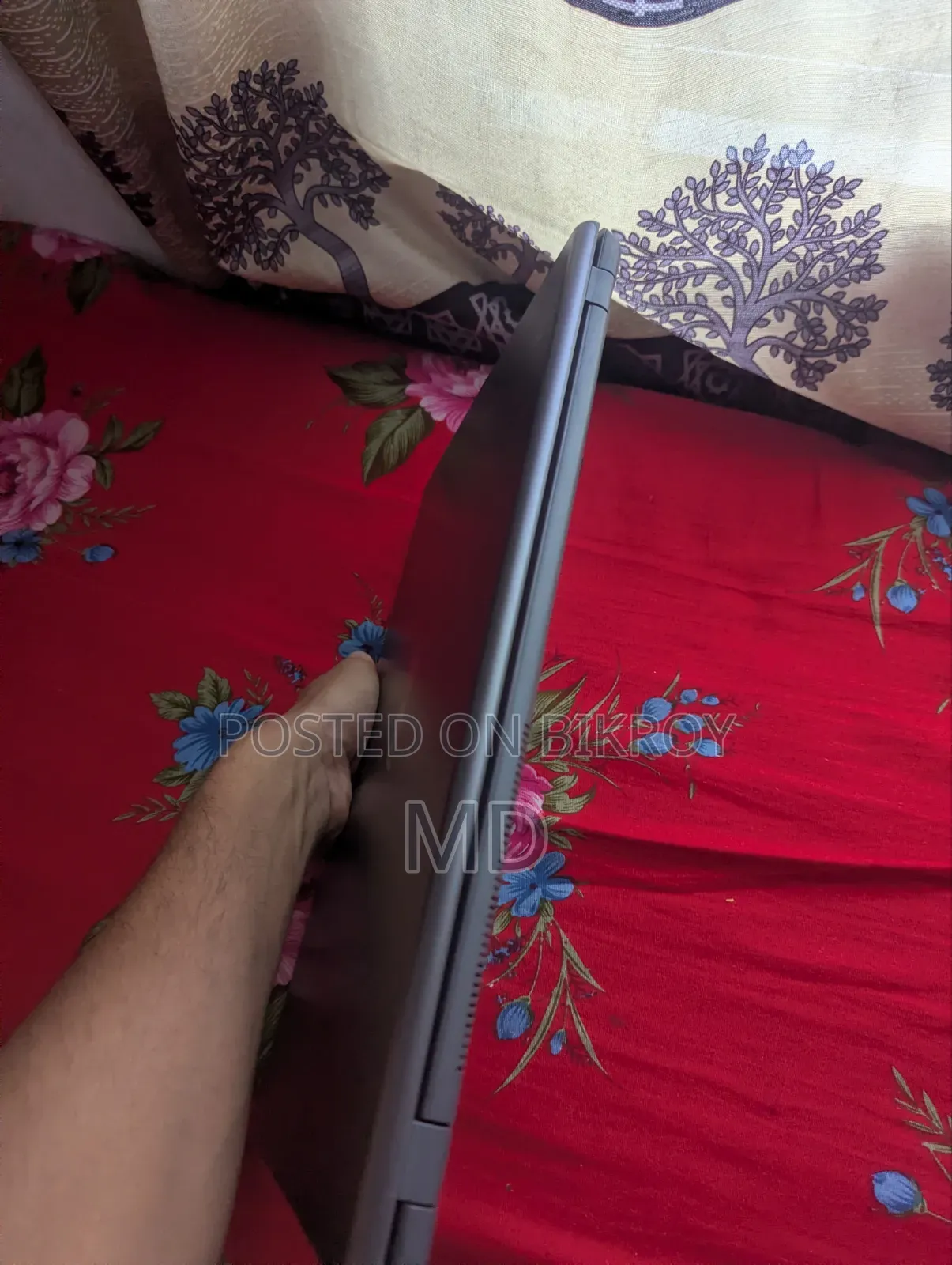 Laptop Asus VivoBook E12 E203NA 4GB Intel Core i3 SSD 1T