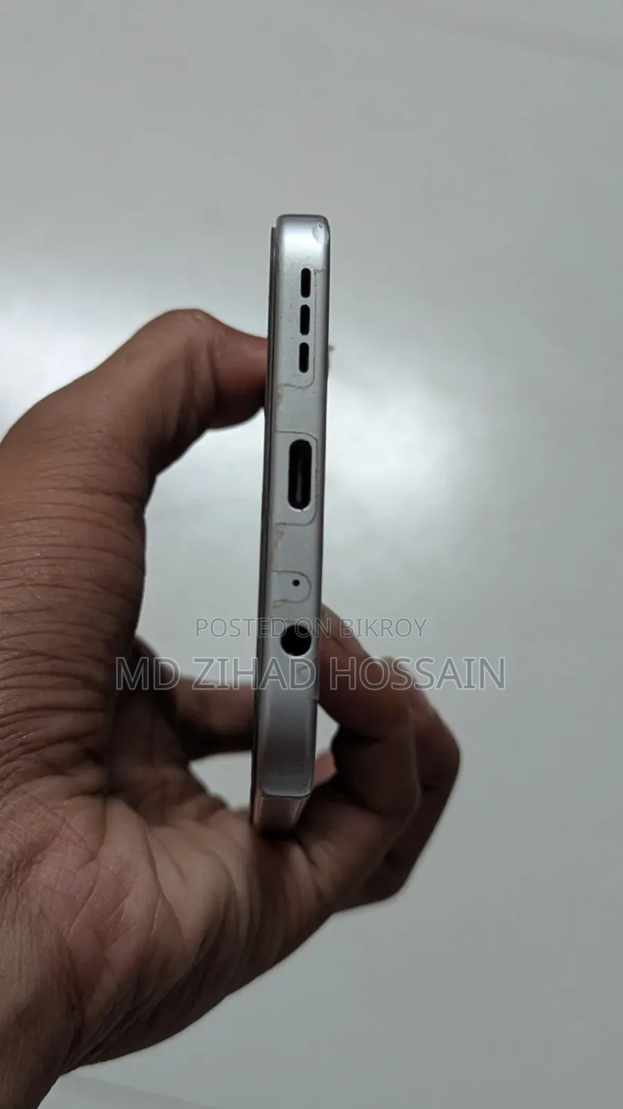 টেকনো স্পার্ক ৪০ প্রো ১২৮ জিবি সিলভার