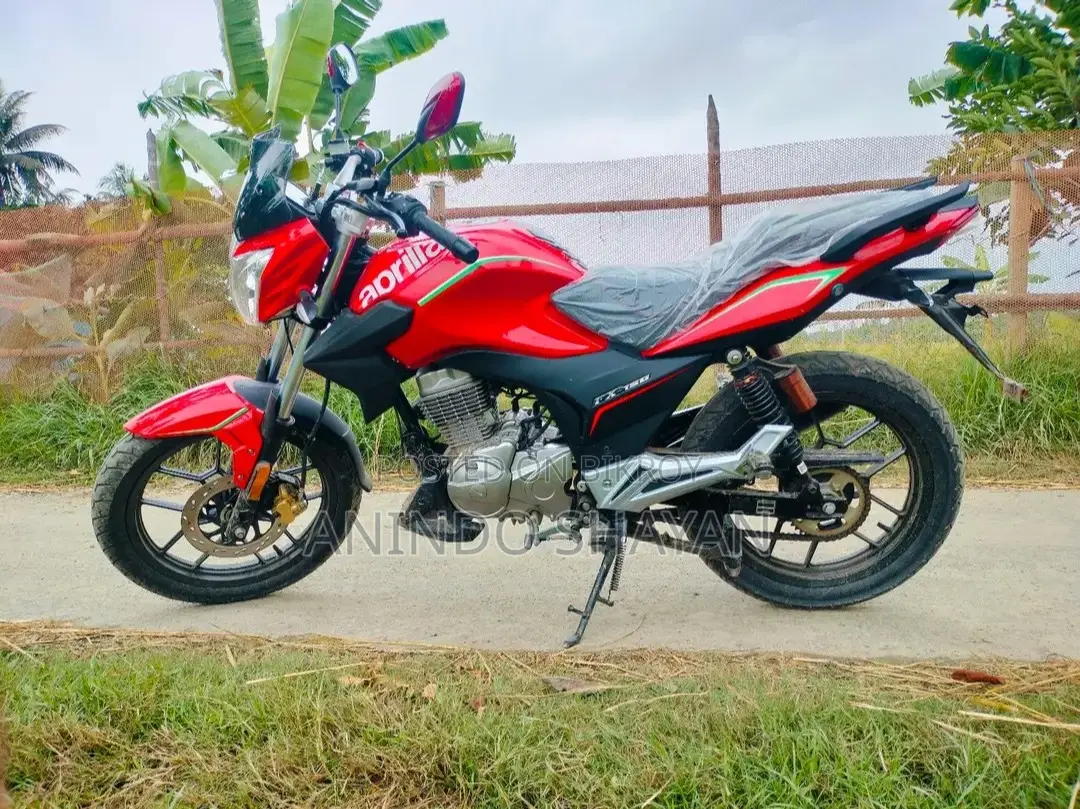 নতুন এপ্রিলিয়া এফএক্স ২০২৬ লাল