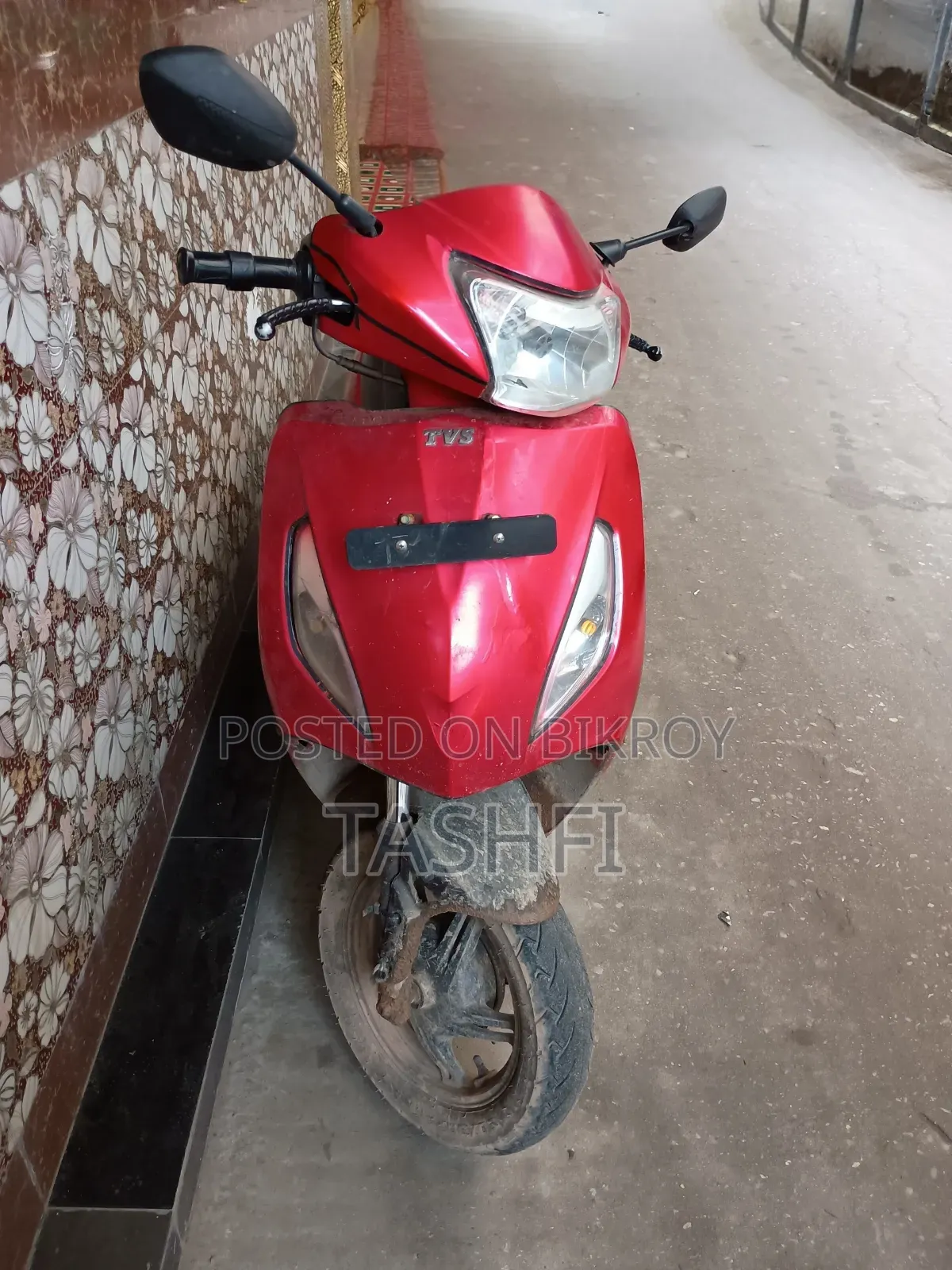 টিভিএস জুপিটার ২০১৮ লাল