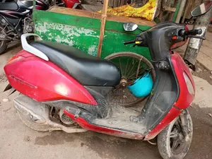 টিভিএস জুপিটার ২০১৮ লাল