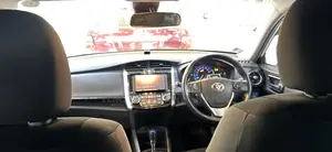 Toyota Corolla Fielder 1.5 Hybrid FWD 2018 White
