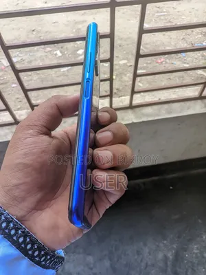 Vivo Y21 64 GB Blue