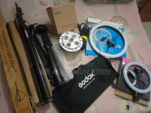 Godox TL-5 Holder & Softbox + Ring Light + Tripod Used Only 1 Day