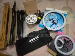Godox TL-5 Holder & Softbox + Ring Light + Tripod Used Only 1 Day