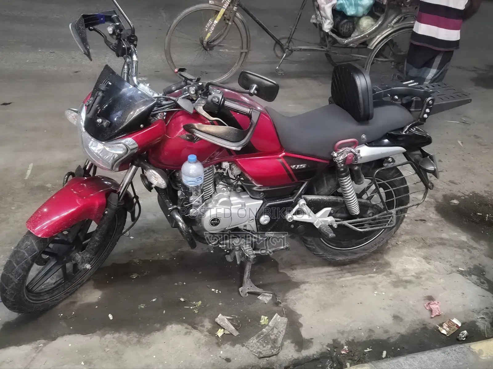 Bajaj V15 2025 Red