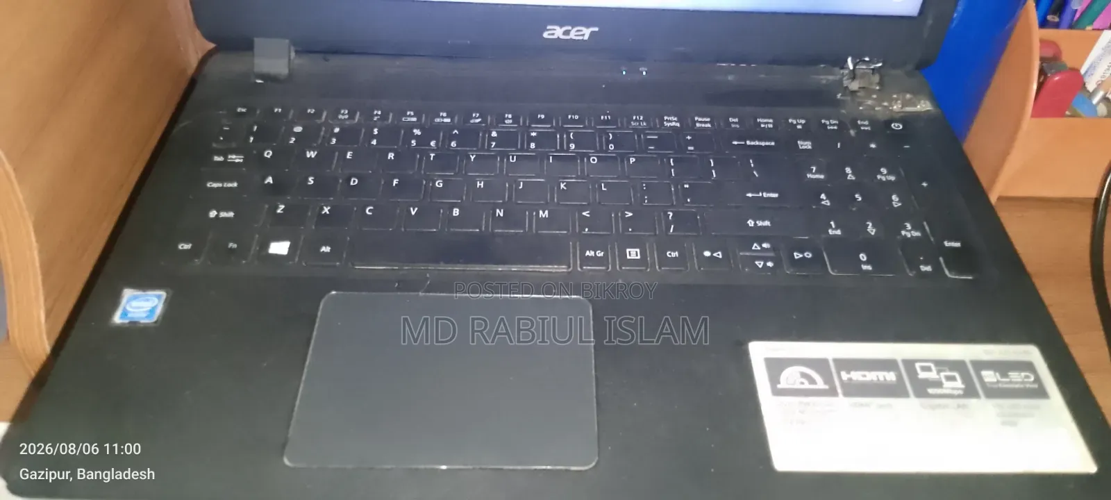 ল্যাপটপ এসারের আসপায়ার ইএস ৪ জিবি ইন্টেল সেলেরন এসএসডি ১২৮ জিবি