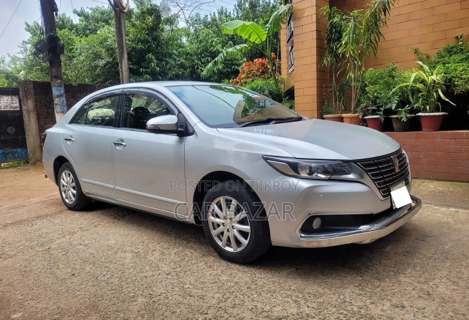 Toyota Premio 1.5 Front-Wheel Drive 2017 Silver