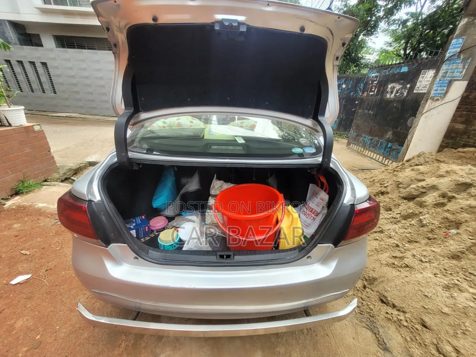 Toyota Premio 1.5 Front-Wheel Drive 2017 Silver