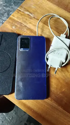 Vivo Y21 128 GB Blue