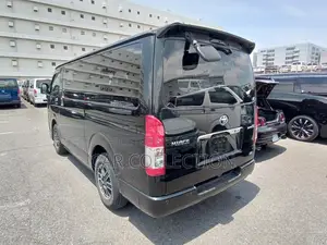 টয়োটা হাইএচ ২০২৪ ব্ল্যাক