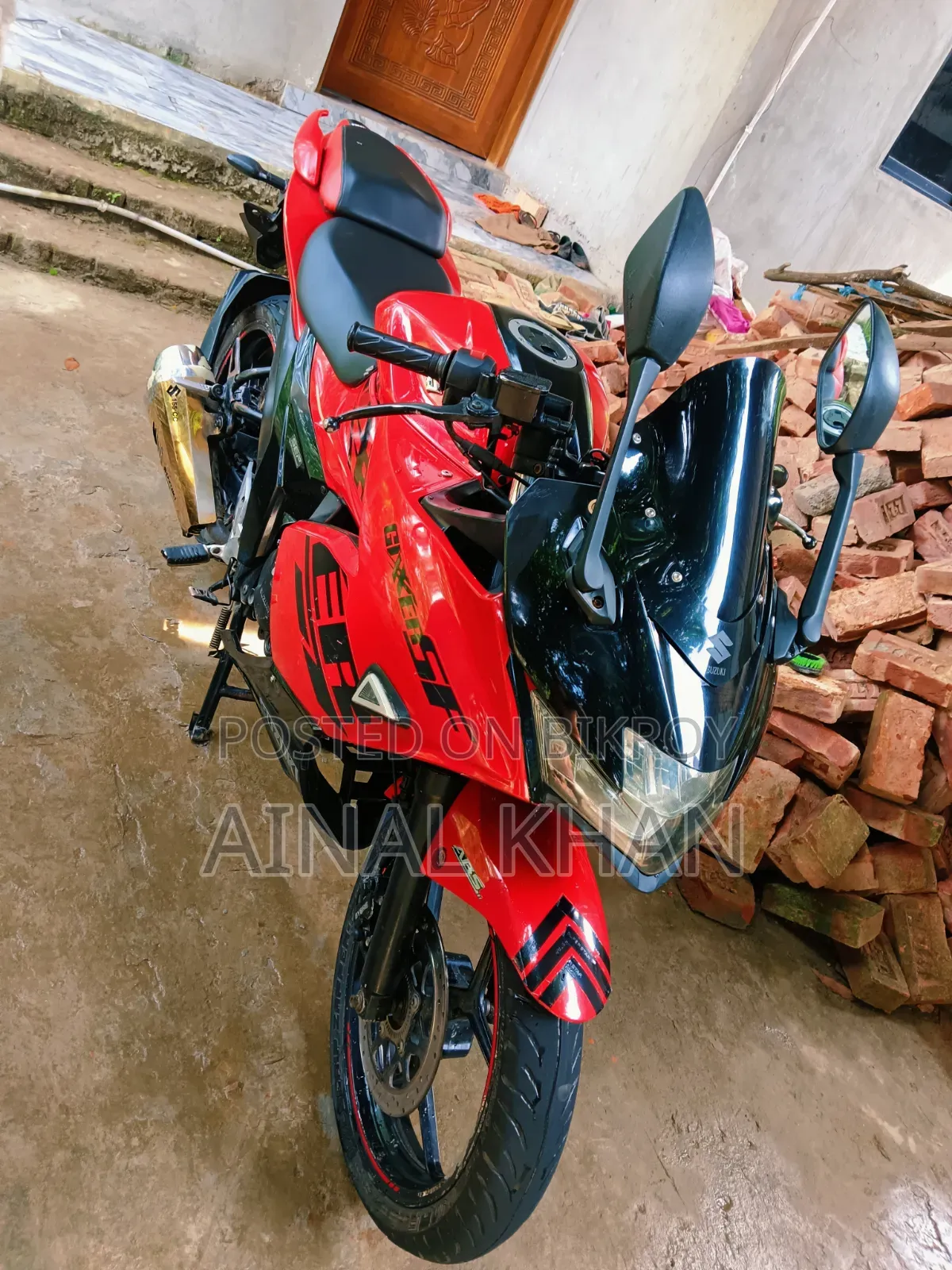 সুজুকি জিক্সার এসএফ ২০২২ লাল