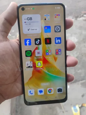 অপ্পো রেনো ৮টি ১২৮ জিবি ব্ল্যাক
