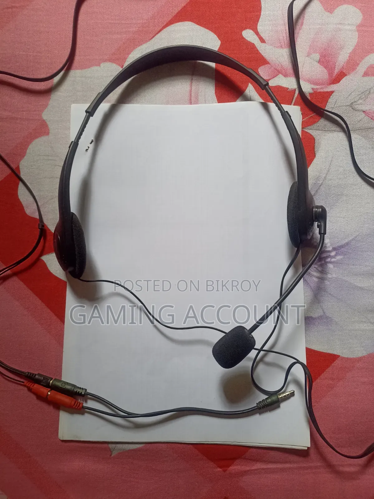 Earphone With Microphone