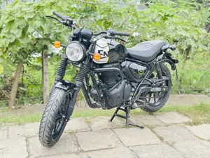নতুন রয়্যাল এনফিল্ড হান্টার ৩৫০ ২০২৫ ব্ল্যাক