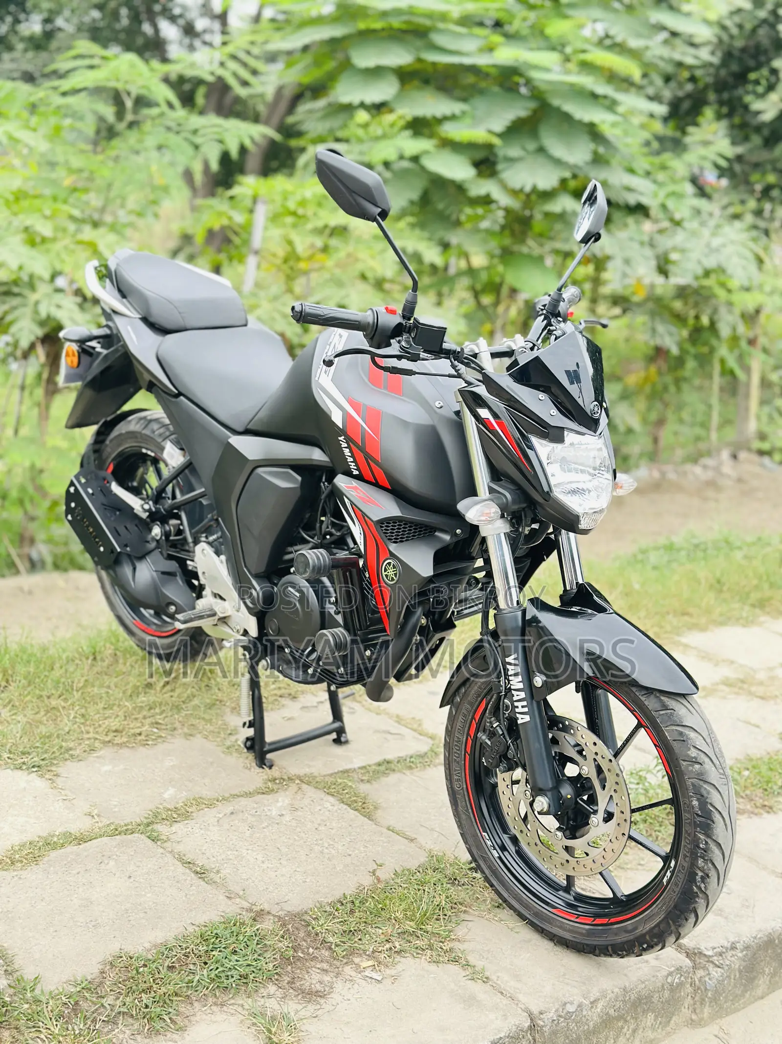 New Yamaha FZS V2 2025 Black