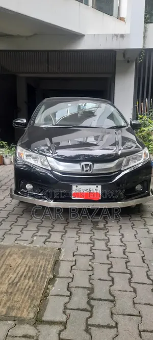 Honda Grace 1.5 Hybrid Front-Wheel Drive 2015 Black