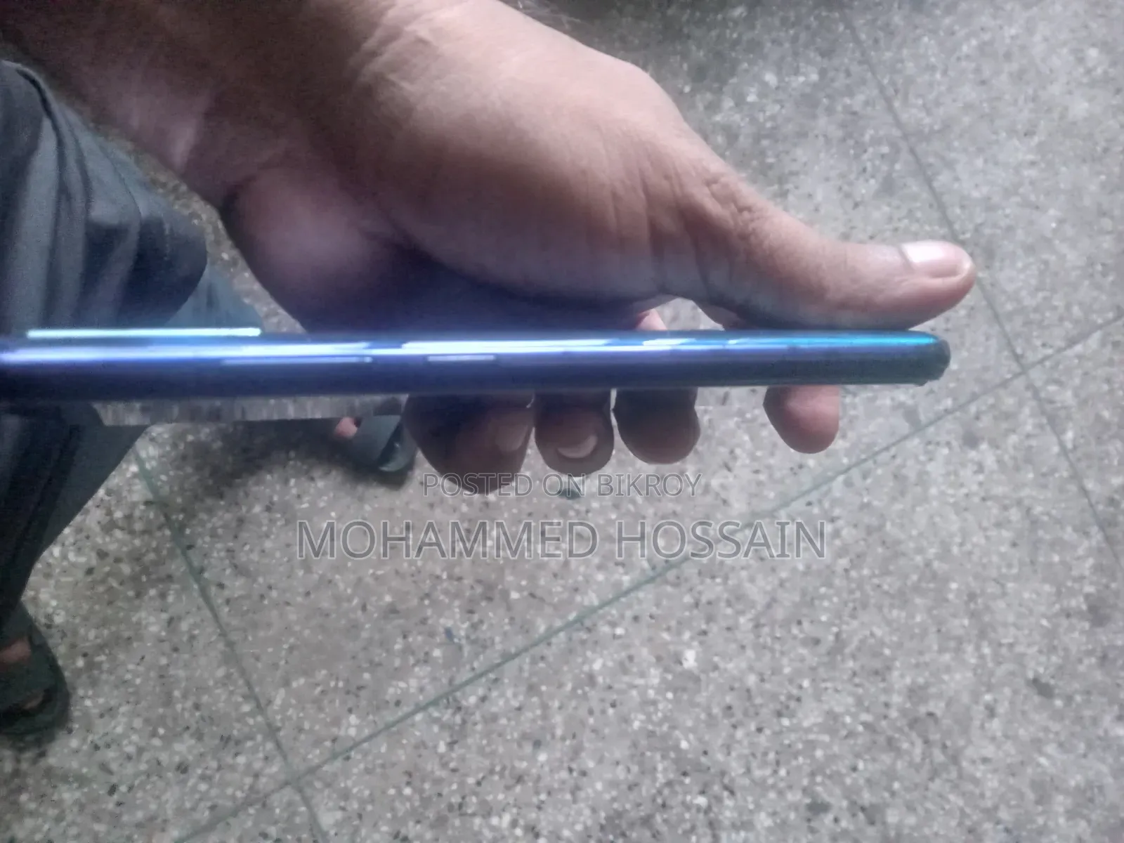 Vivo Y50 128 GB Black