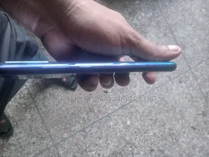 Vivo Y50 128 GB Black