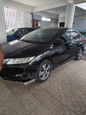 Honda Grace 1.5 Hybrid Front-Wheel Drive 2015 Black