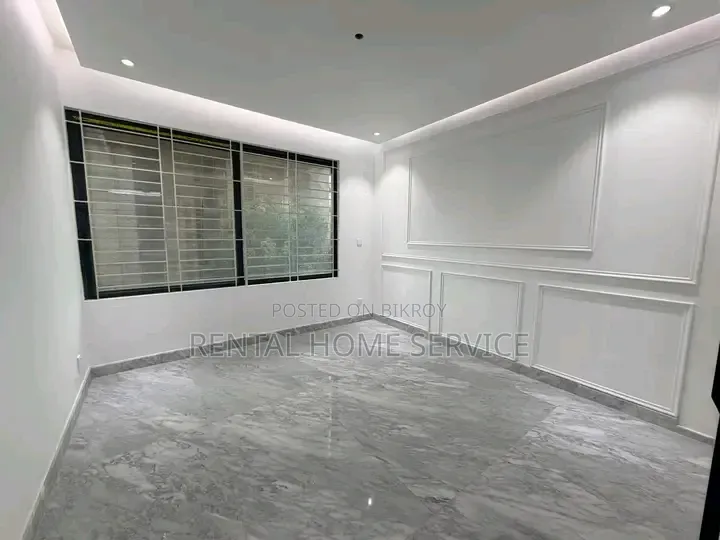 গুলশানে সেমি-ফার্নিশড ৩ বেডরুমের অ্যাপার্টমেন্ট ভাড়া দেওয়া হবে