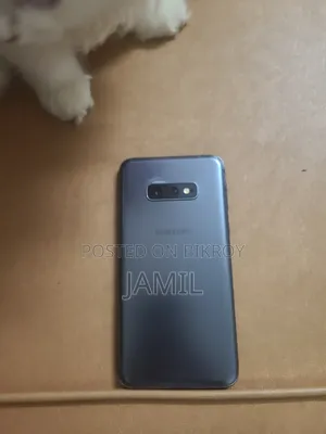 Samsung Galaxy S10e 128 GB Black