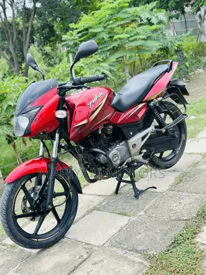 Bajaj Pulsar 150 2017 Red