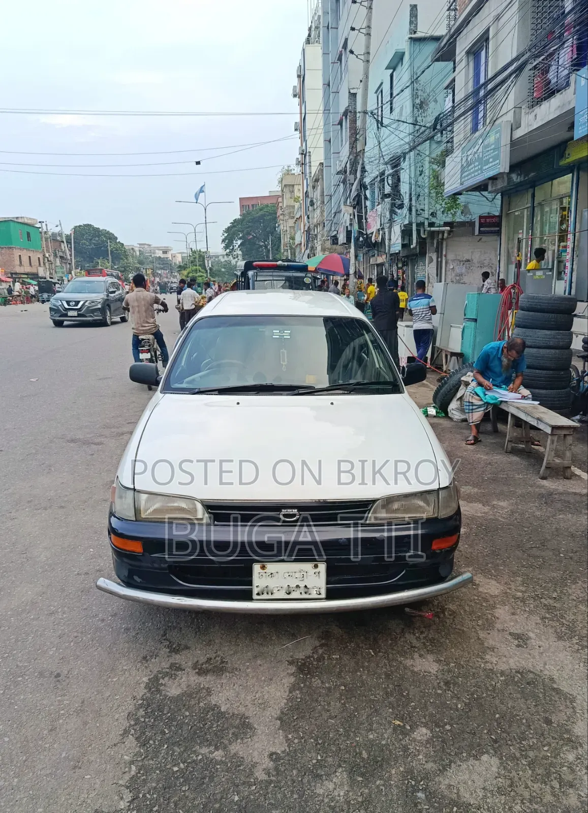 টয়োটা করোলা ২০০২ হোয়াইট