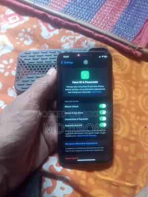 অ্যাপল আইফোন এক্সএস ৬৪ জিবি গোল্ড
