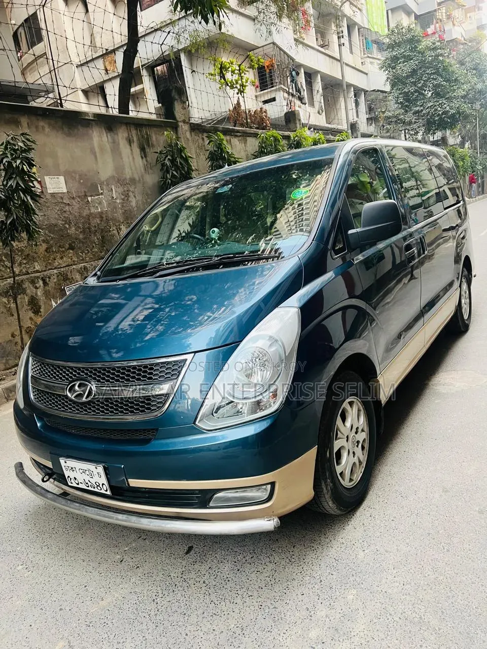 Hyundai H200 2012 Teal