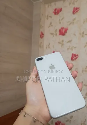 Apple iPhone 8 Plus 64 GB Silver