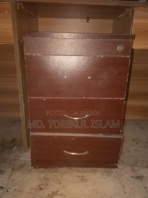 পুরাতন ফার্নিচার