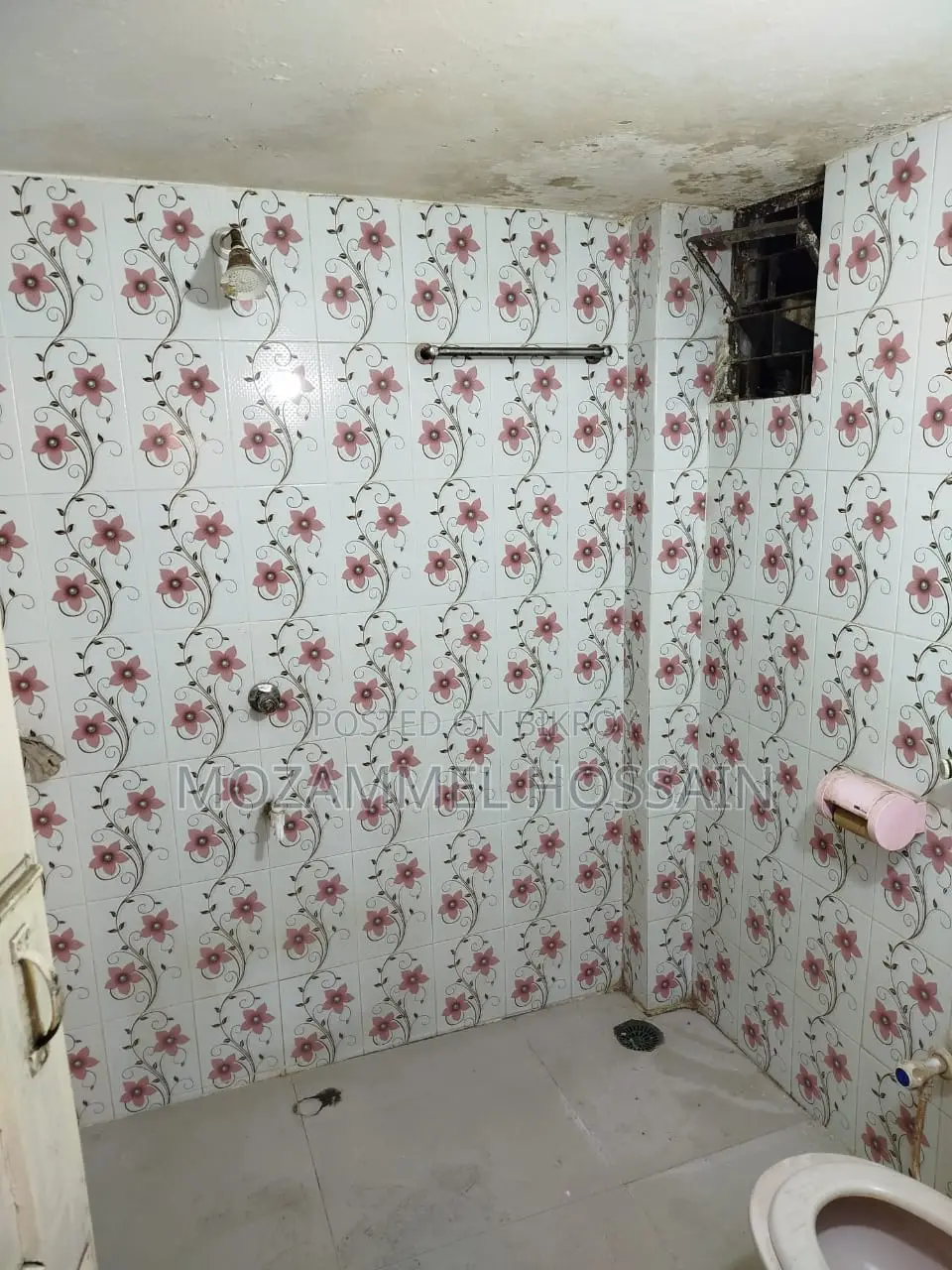 মিরপুরের চৌধুরী ভিলায় ভাড়া দেওয়ার জন্য আসবাবপত্রসহ ২ বেডরুমের বাসা