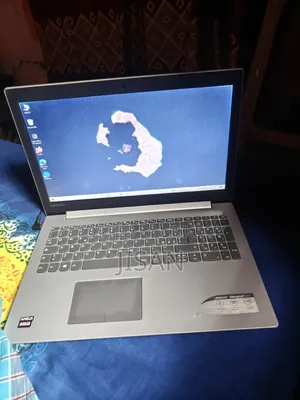 Laptop Lenovo IdeaPad 320 8GB AMD A10 HDD+SSD 1TB