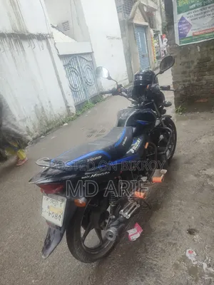 সুজুকি হায়াতে ২০১৮ কালো