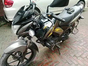 TVS Stryker 125 2019 Black