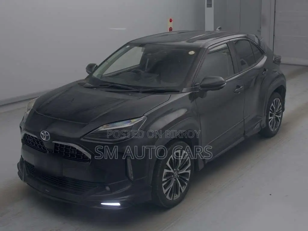 Toyota Yaris Cross 1.5 Hybrid Four-Wheel Drive 2021 Black