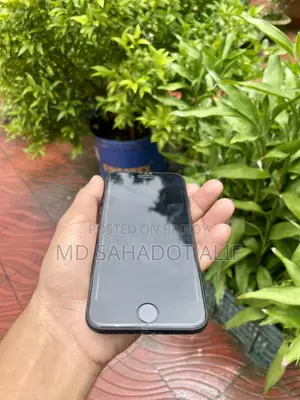 Apple iPhone SE (2020) 256 GB Black