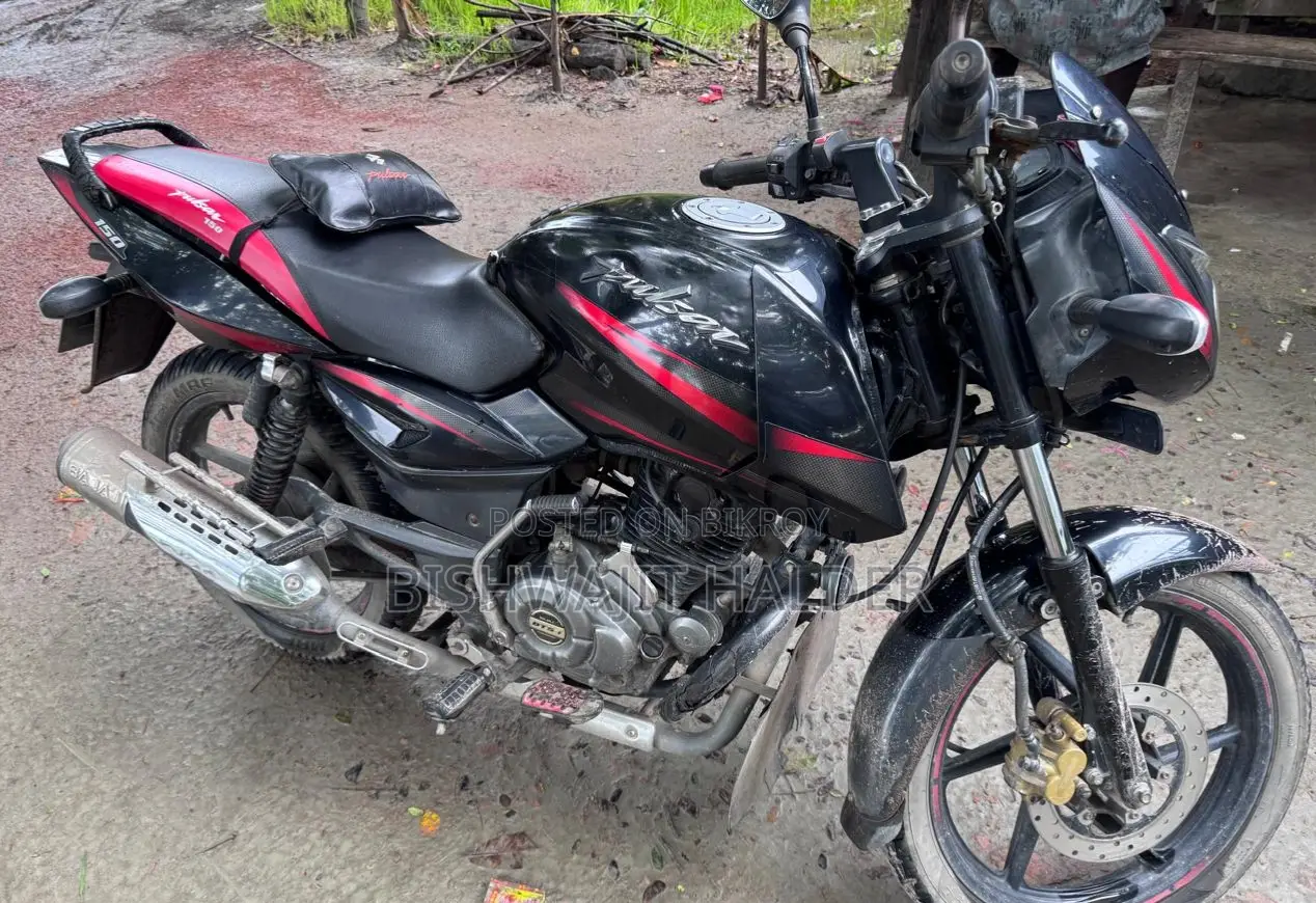 বাজাজ পালসার ১৫০ ২০১৭ ব্ল্যাক