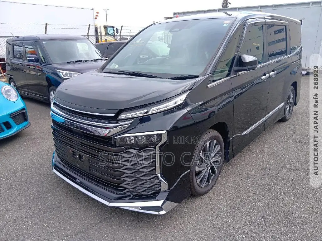 Toyota Voxy Hybrid S-Z Two-Wheel Drive 7-Seater 2022 Black