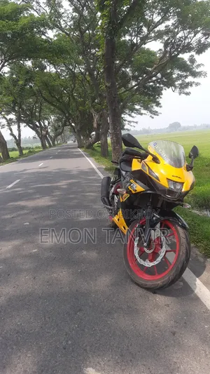 Suzuki GSX-R150 2022 Yellow