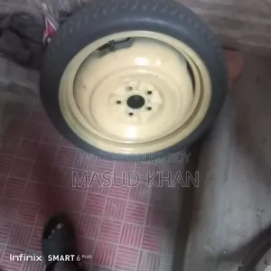 Sphere Tyre Alien Car