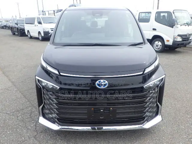 Toyota Voxy 2023 Black