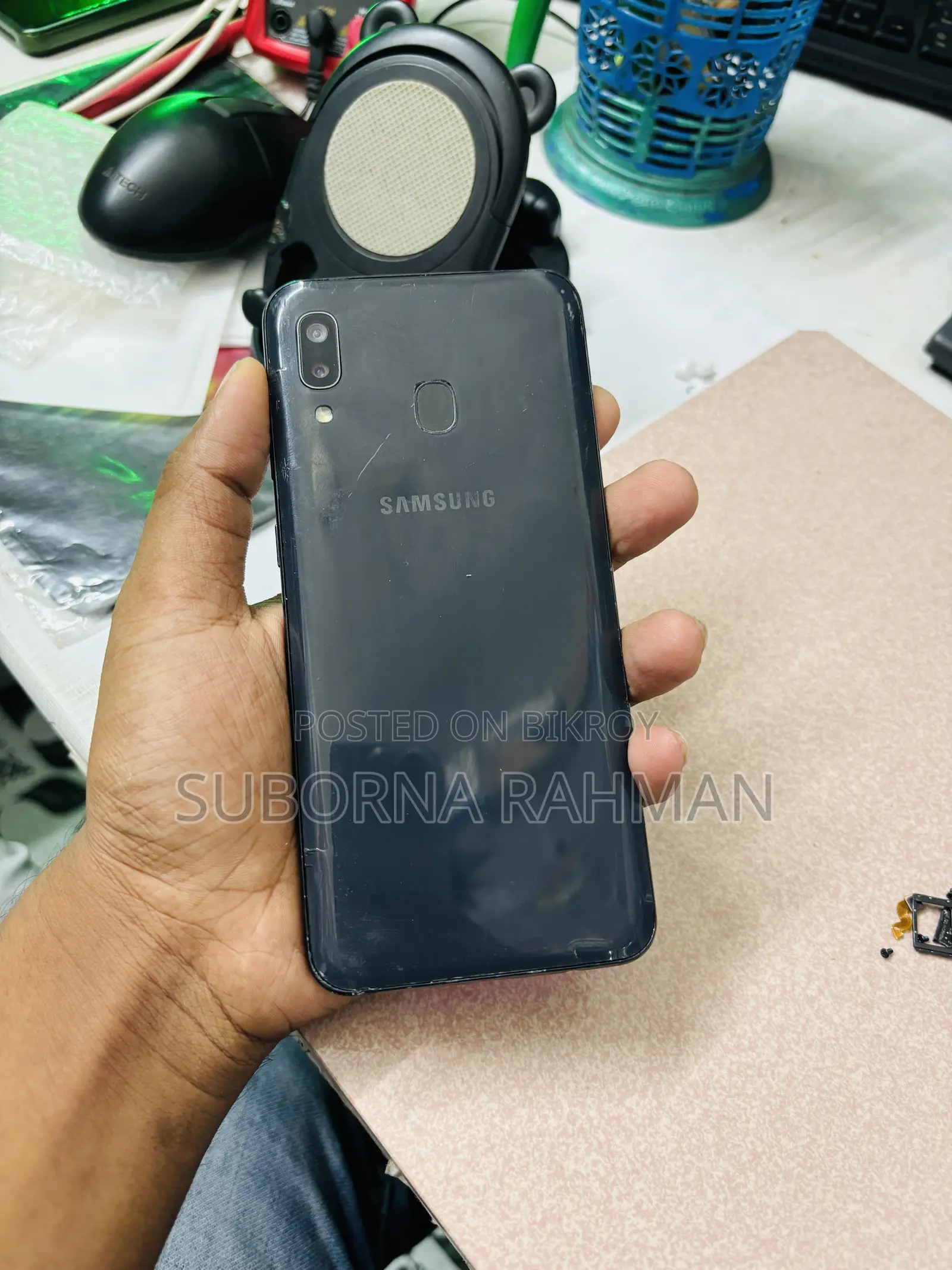 Samsung Galaxy A20 32 GB Black