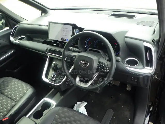 Toyota Voxy 2023 Black