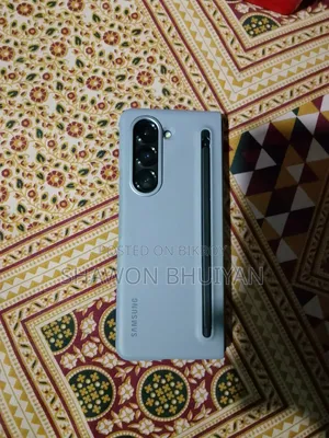 স্যামসাং গ্যালাক্সি ফোল্ড ৫জি ৫১২ জিবি ব্ল্যাক