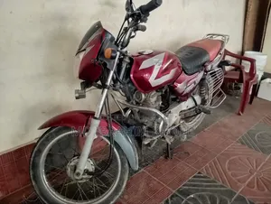 Bajaj CT 100 2014 Red