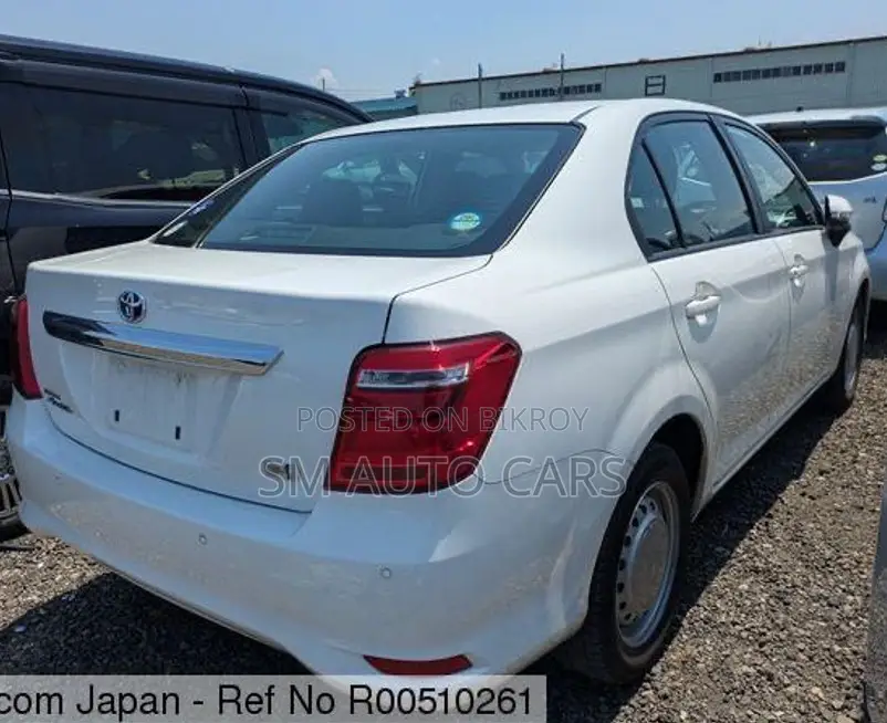 Toyota Axio 2021 White